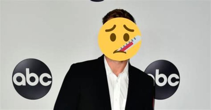 'Bachelor' Star Rushed to ER in Stingray Incident