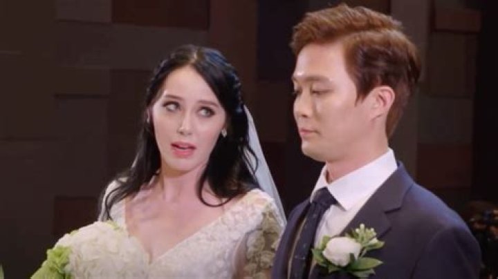 Deavan Clegg Reveals Her Relationship With Jihoon Lee is Over?