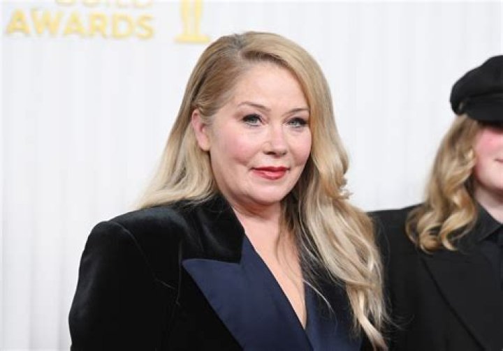 Emmys: Christina Applegate is emotional as she receives standing ovation