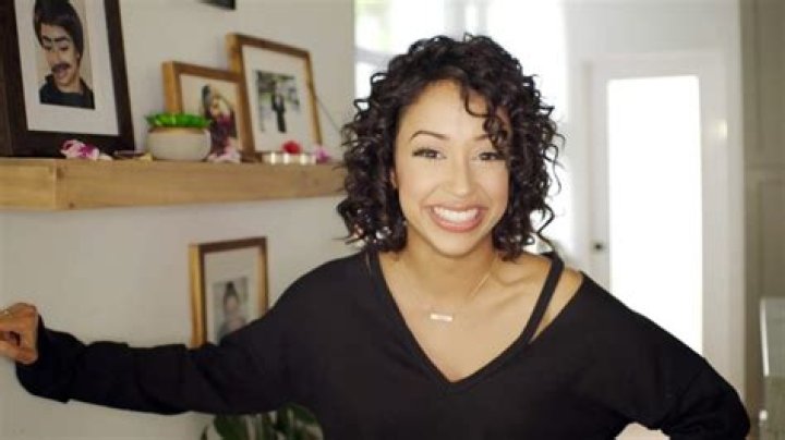 Liza Koshy Net Worth: Career & Lifestyle