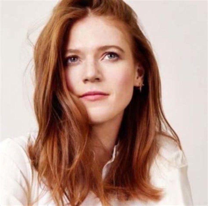 Rose Leslie Net Worth - Wiki, Age, Weight and Height, Relationships, Family, and More