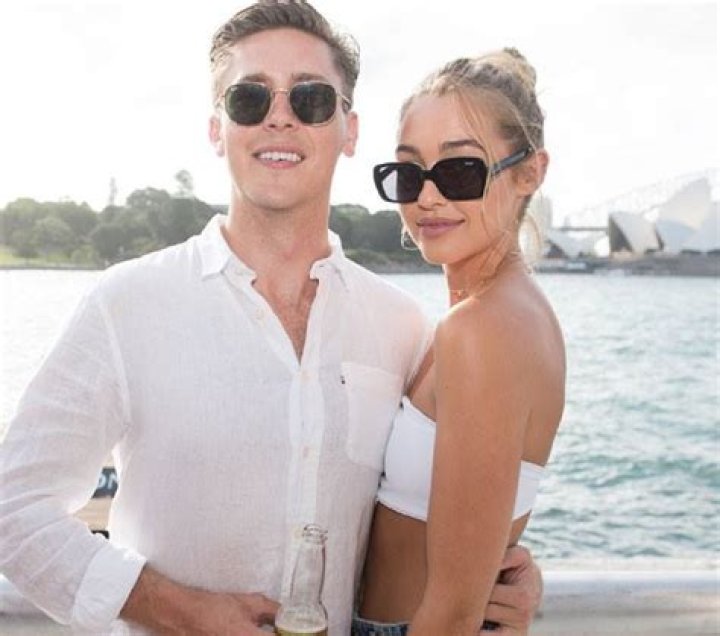 Sammy Robinson New Boyfriend: Is She Dating Jordan Simi In 2023?
