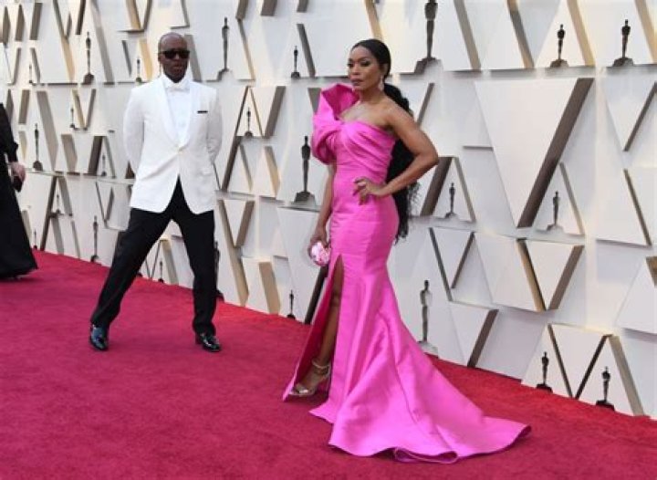 The Best Celebrity Looks from the 2019 Oscars!