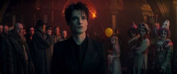 The Sandman star Tom Sturridge's age, height, girlfriends, roles