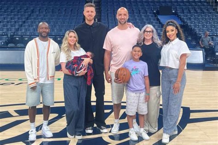 Zay Flowers Family: Parents Siblings And Ethnicity Background